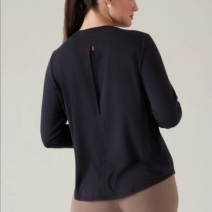 Athleta, long sleeve shirt.